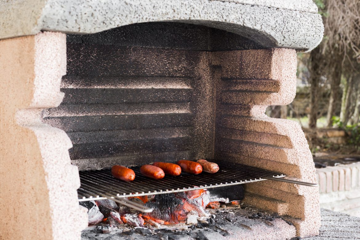 Guida all’acquisto del forno a legna perfetto per il pane