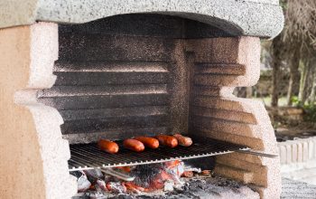 Guida all'acquisto del forno a legna perfetto per il pane